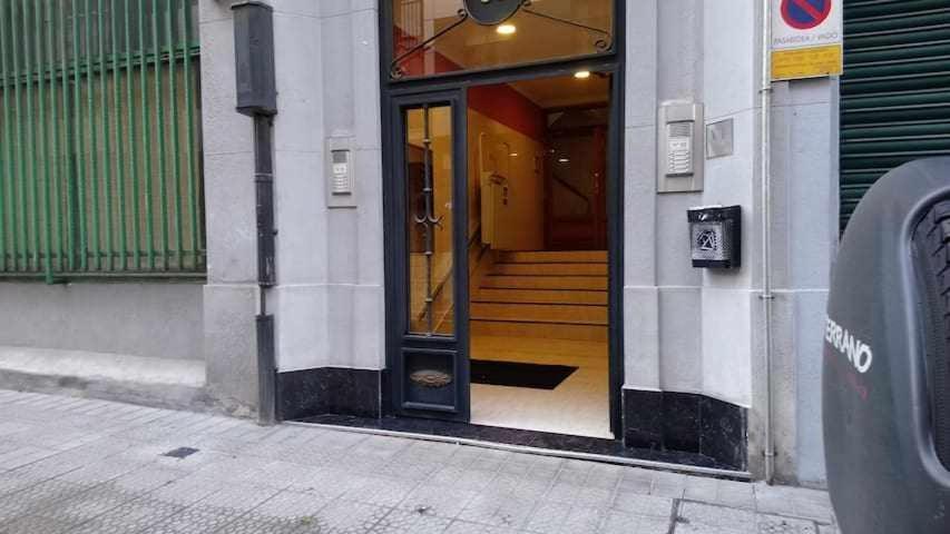 Deusto Piso Wifi Internet T V Y Garaje Apartamento Bilbau Exterior foto